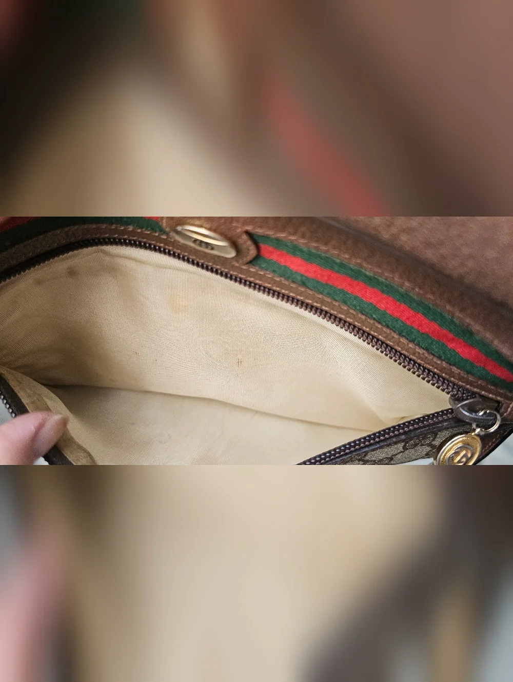 Gucci Sherryline Crossbody - Picture 9 of 11